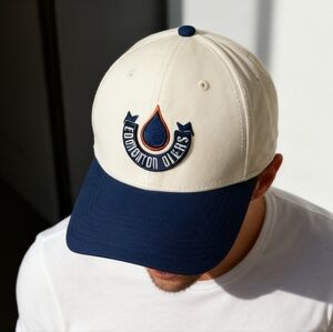 Edmonton Oilers Fanatics Structured Hat Cream Navy NHL Hockey Cap OS